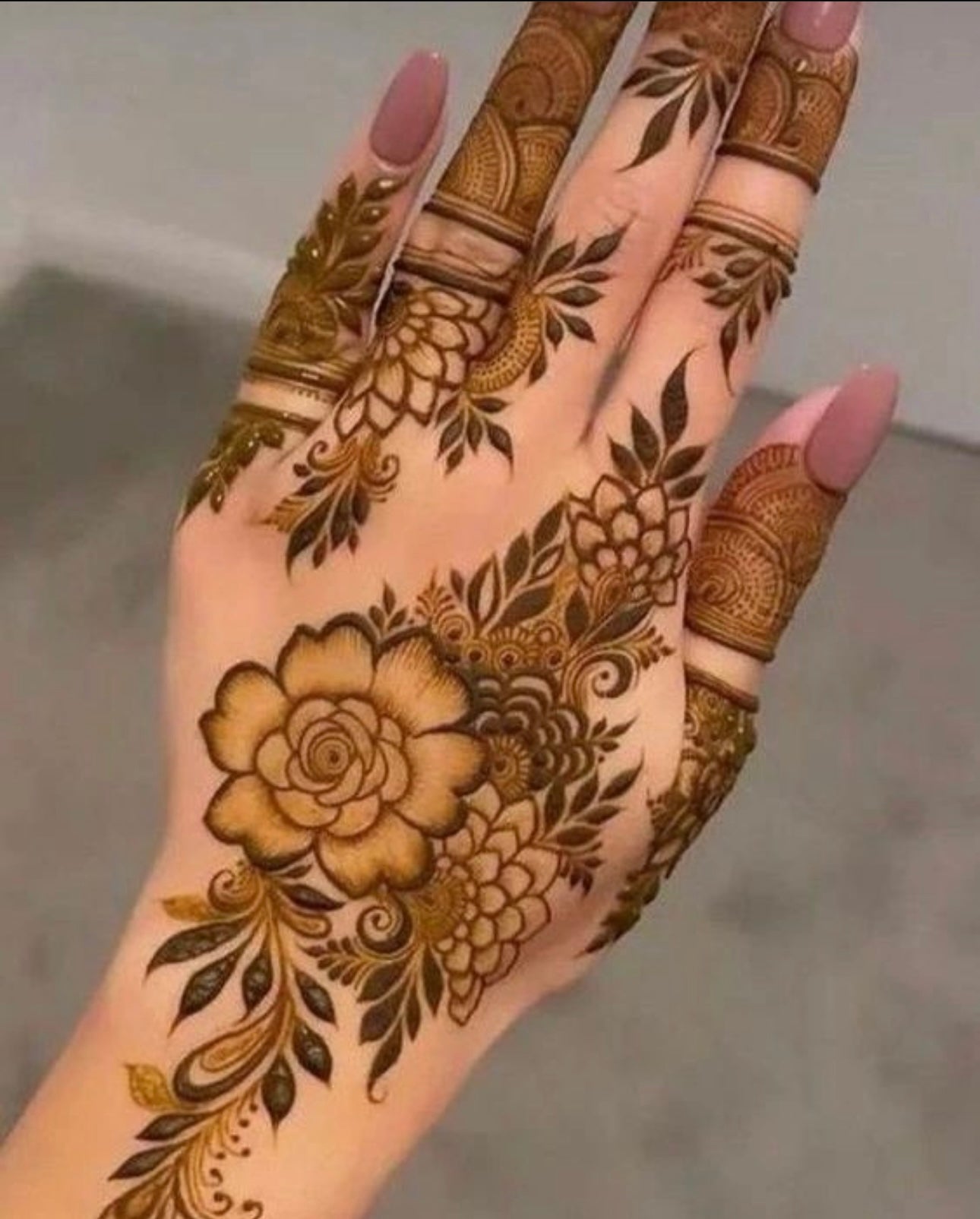 Medio Henna