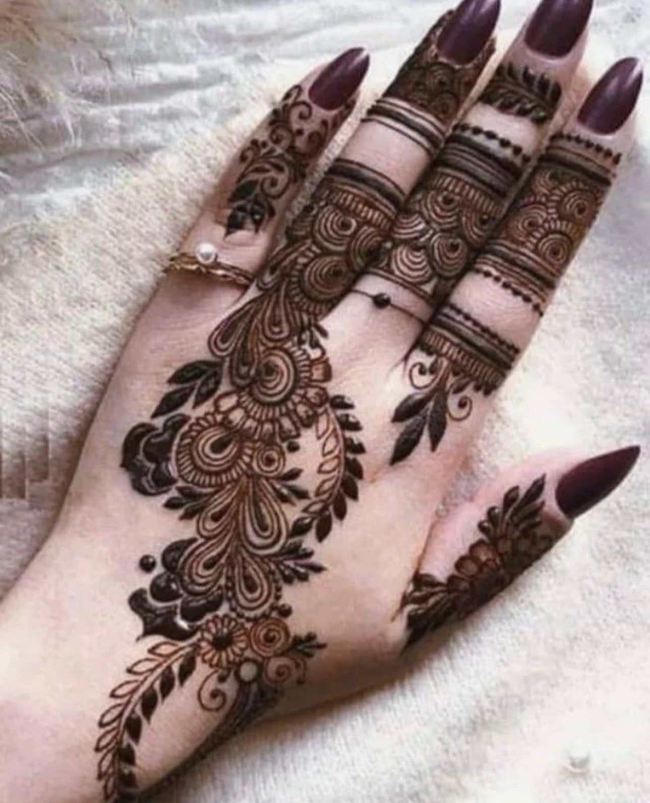 Medio Henna