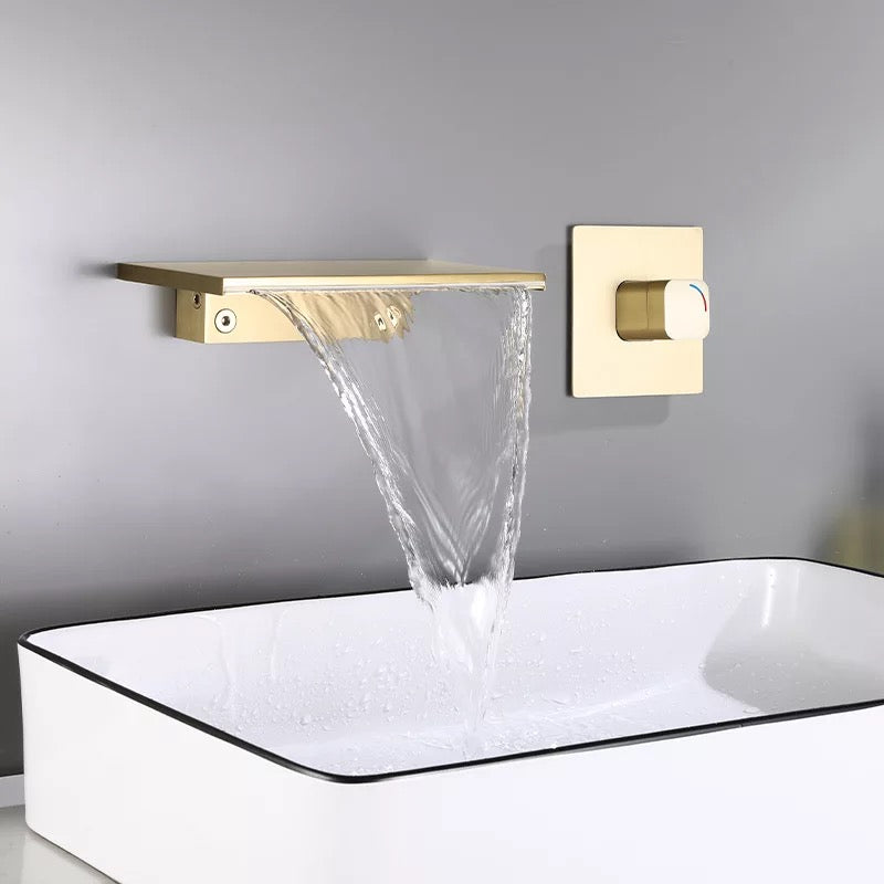 Bretlen wall mounted faucet